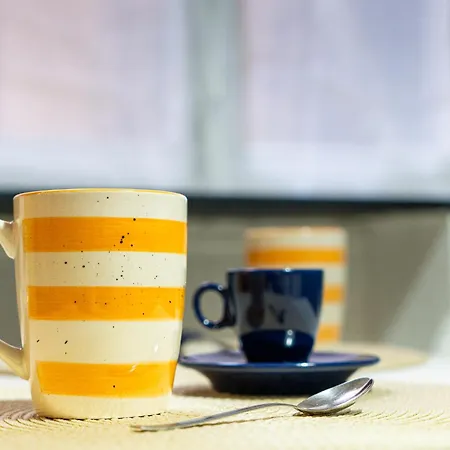 Rosa Homes The Yellow - Center, Near The Metro, Aquarium Apartament Genua